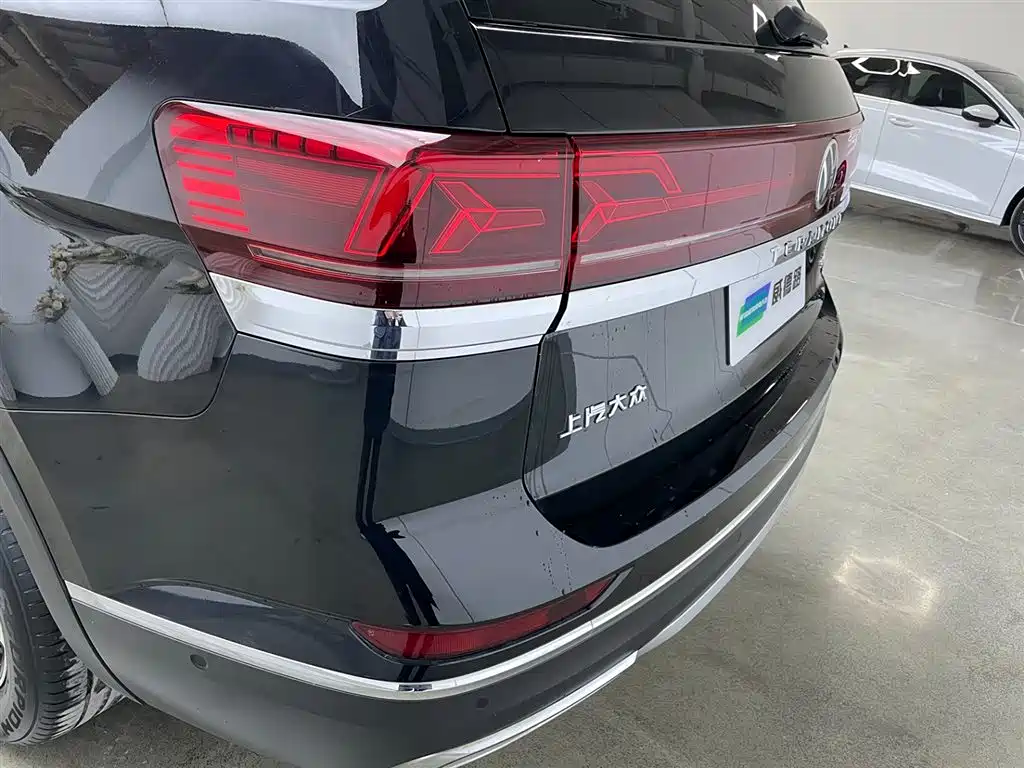 Touron 2021 380TSI four-wheel drive luxury version купить на сайте DeffCars
