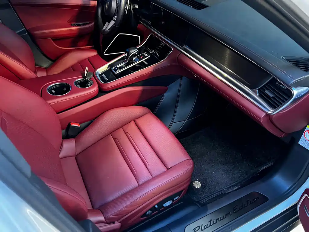 Panamera 2023 Panamera 2.9T Platinum Edition купить на сайте DeffCars