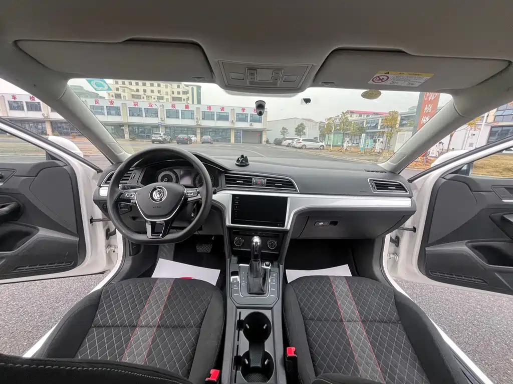 Lingdu 2021 230TSI DSG Fashion Edition купить на сайте DeffCars