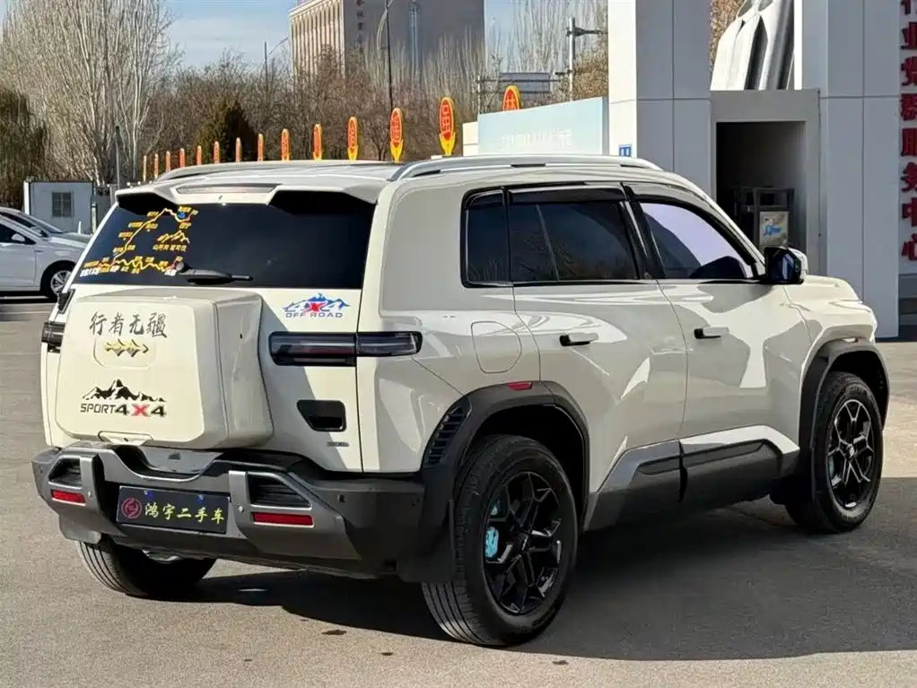 Titanium 3 2025 501KM rear drive Pro version купить на сайте DeffCars
