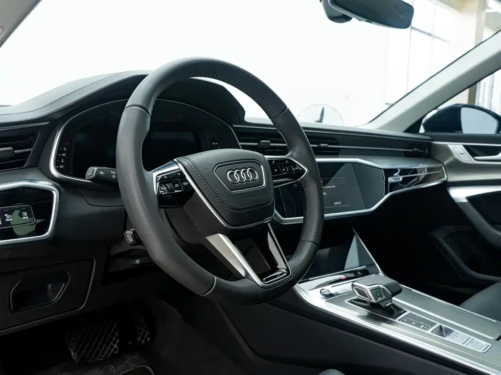 Audi A6L 2025 45 TFSI Premium Dynamic + Ventilation Comfort Package купить на сайте DeffCars