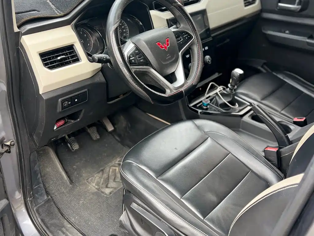 Wuling Zhengcheng 2021 1.5T manual luxury model купить на сайте DeffCars