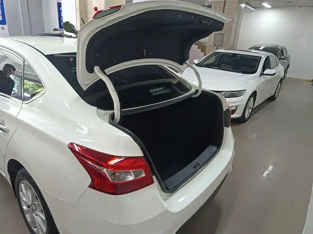 Sylphy 2022 Classic 1.6XE CVT Comfort Edition купить на сайте DeffCars