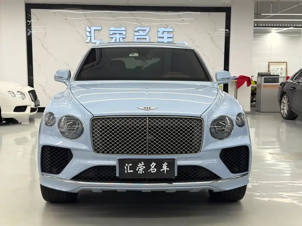 Bentayga 2021 4.0T V8 купить на сайте DeffCars