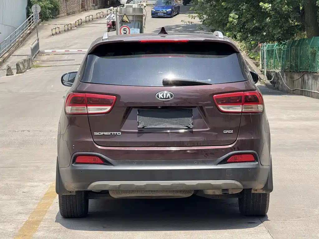 Sorento 2015款 SorentoL 2.2T 柴油4WD精英版 7座 国IV купить на сайте DeffCars