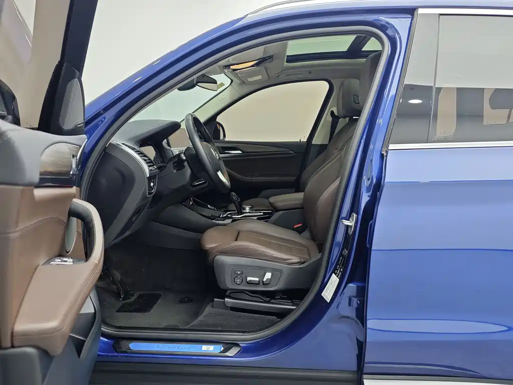 BMW X3 2021 xDrive28i Luxury Package купить на сайте DeffCars