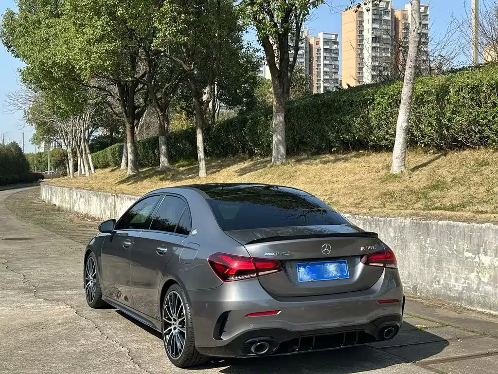 Mercedes-Benz A-Class AMG 2023 AMG A 35 L 4MATIC купить на сайте DeffCars