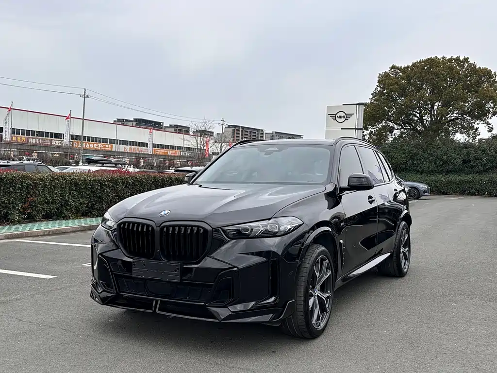 BMW X5 2025 xDrive 30Li Exclusive M Sports Night Package купить на сайте DeffCars
