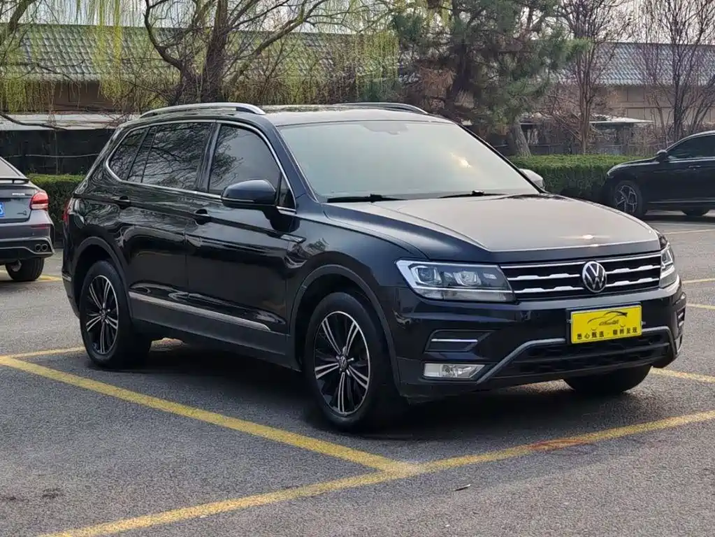 Tiguan L 2021 330TSI automatic two-wheel drive smart version купить на сайте DeffCars