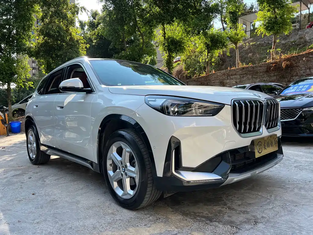 BMW X1 2023 sDrive20Li X Design Package купить на сайте DeffCars