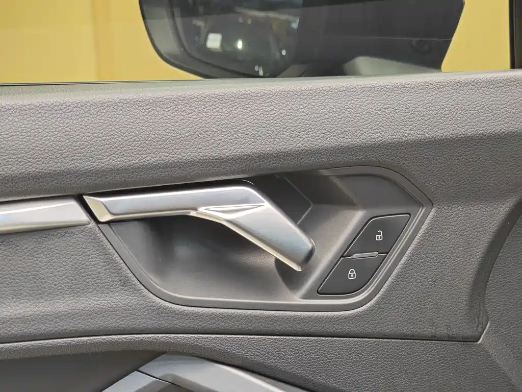 Audi Q3 Sportback 2020 40 TFSI Fashion купить на сайте DeffCars