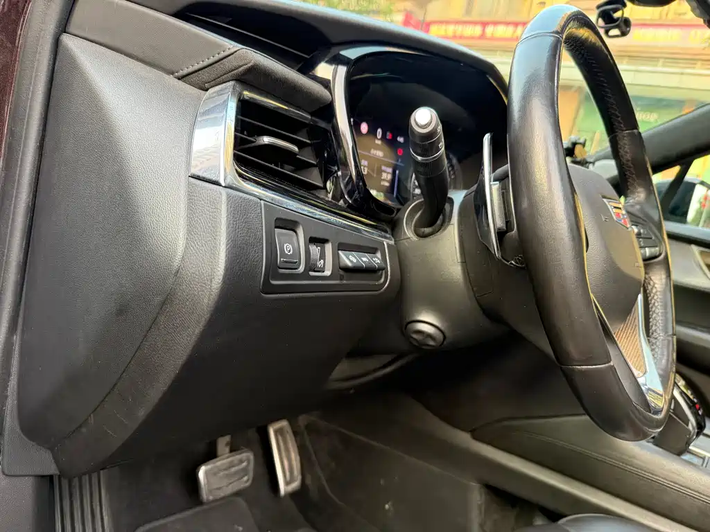 Cadillac XT6 2020 28T six-seat four-wheel drive platinum sports version купить на сайте DeffCars