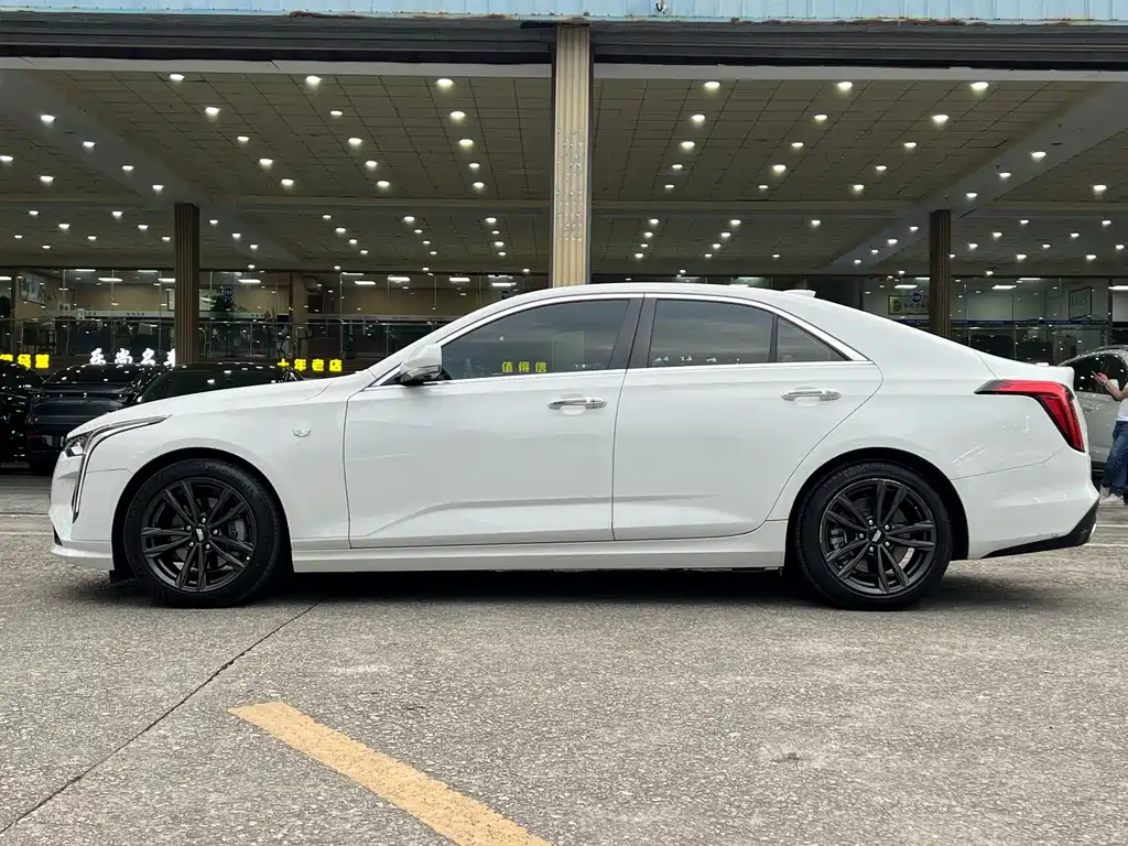 Cadillac CT4 2021 28T luxury model купить на сайте DeffCars