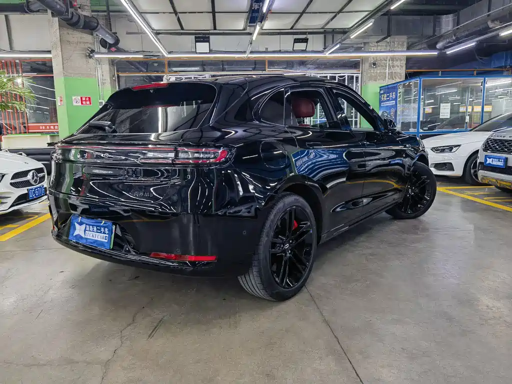 Wenjie M5 2025 extended range Ultra rear-wheel drive version купить на сайте DeffCars