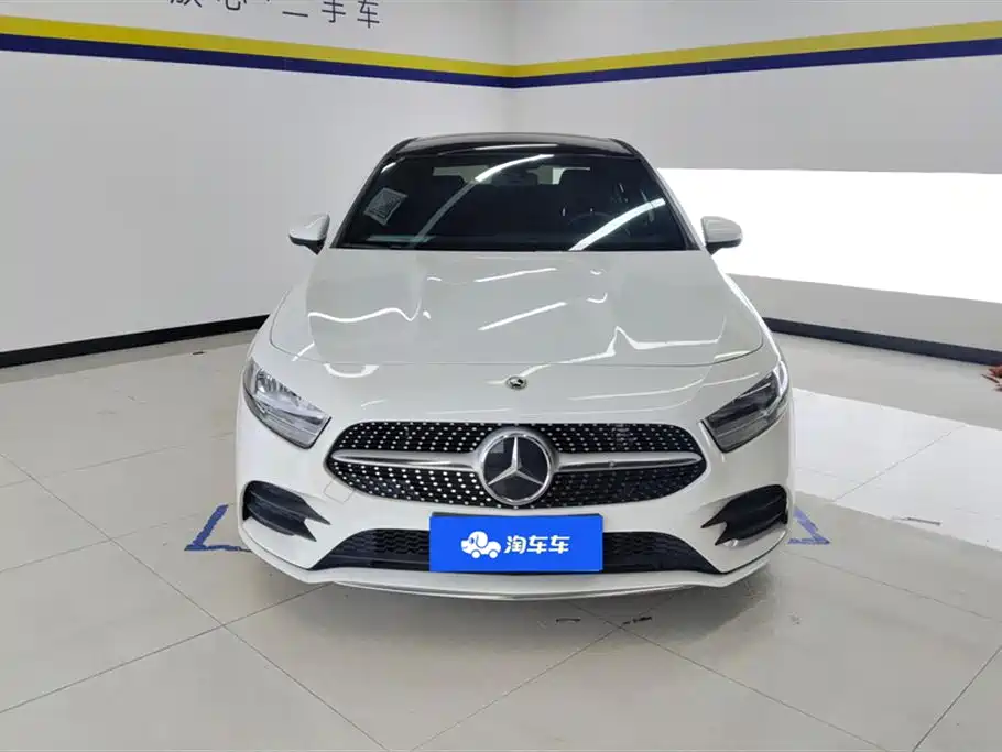 Mercedes-Benz A-Class 2022 A 180 L Sports Sedan купить на сайте DeffCars