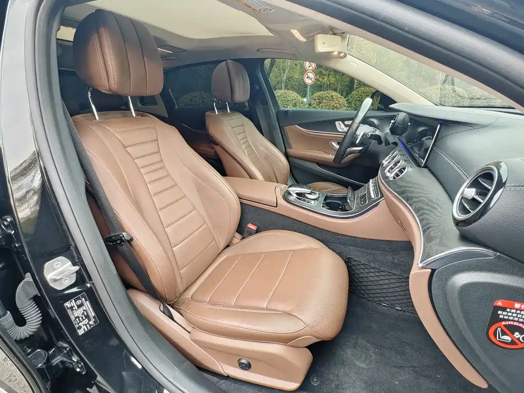 Mercedes-Benz E-Class 2017 E 300 L Sports Luxury Model купить на сайте DeffCars