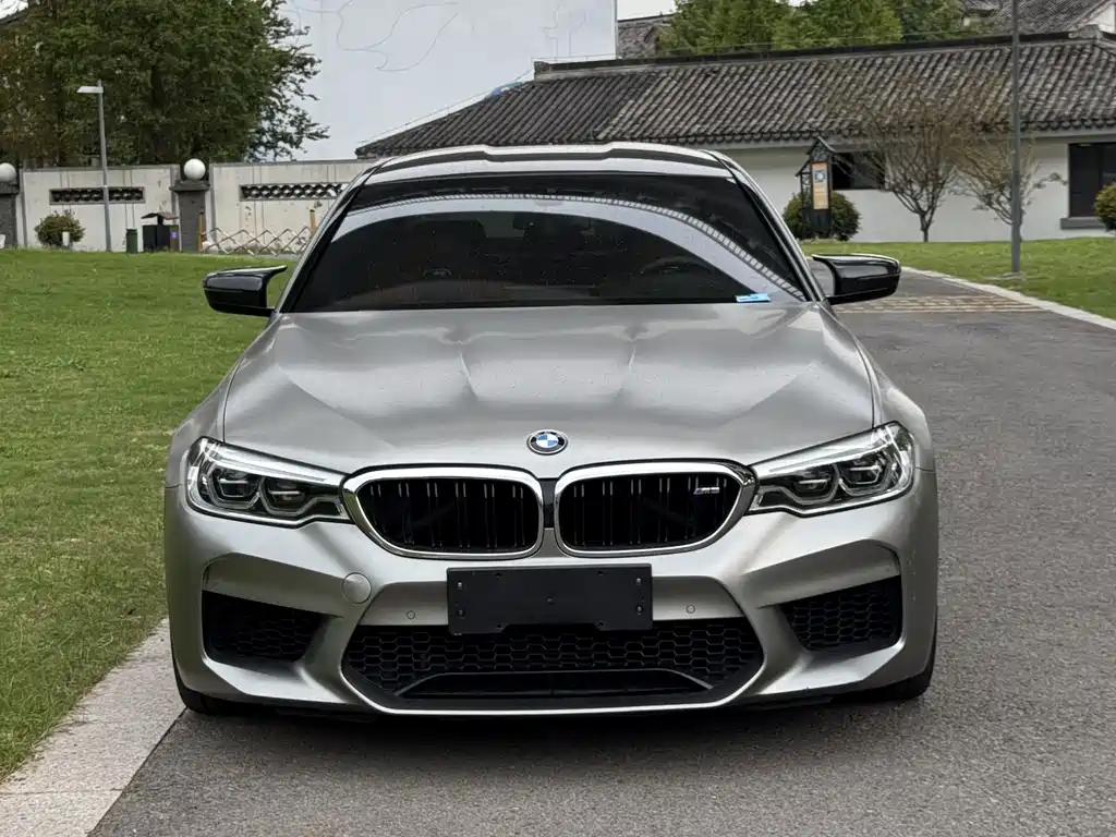 BMW M5 2018款 купить на сайте DeffCars