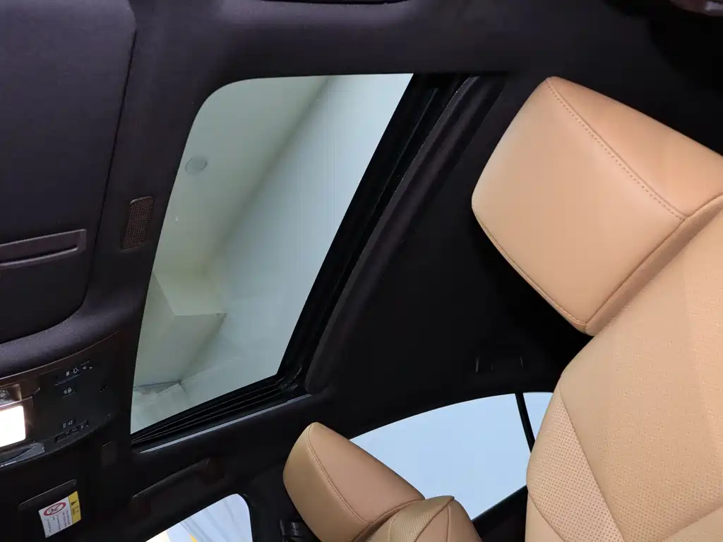 Lexus ES 2018 200 Excellence Edition National VI купить на сайте DeffCars