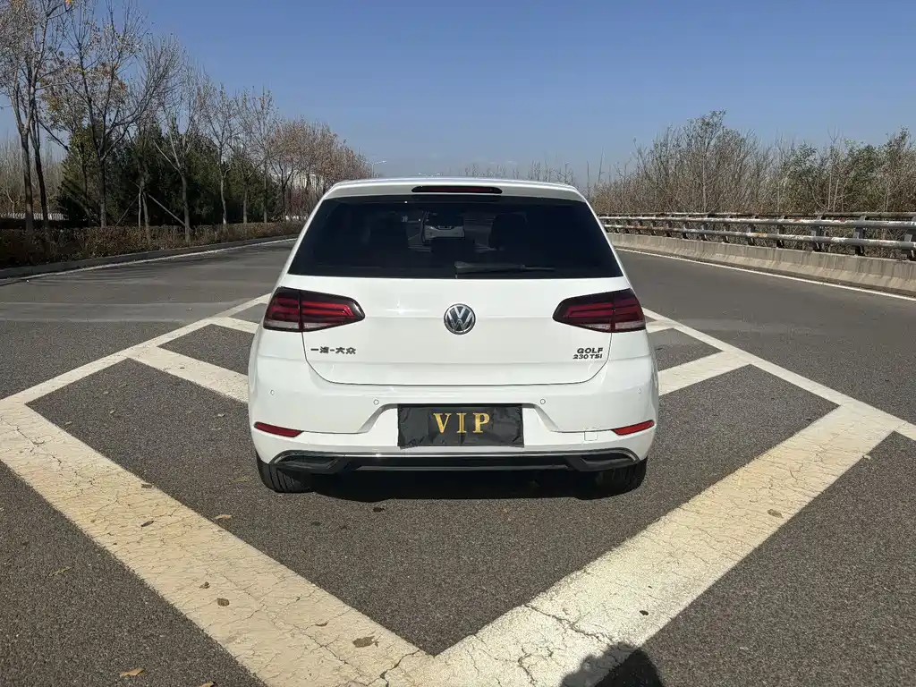 Golf 2018 230TSI automatic comfort type купить на сайте DeffCars