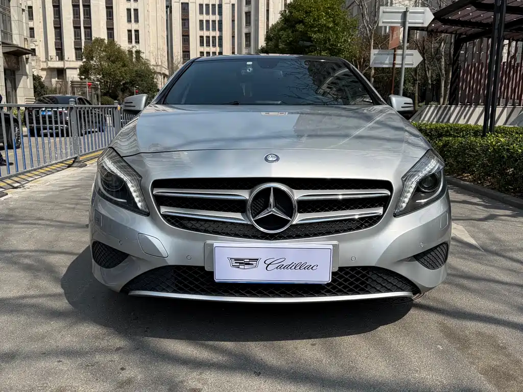 Mercedes-Benz A-Class Import 2015 A 180 купить на сайте DeffCars