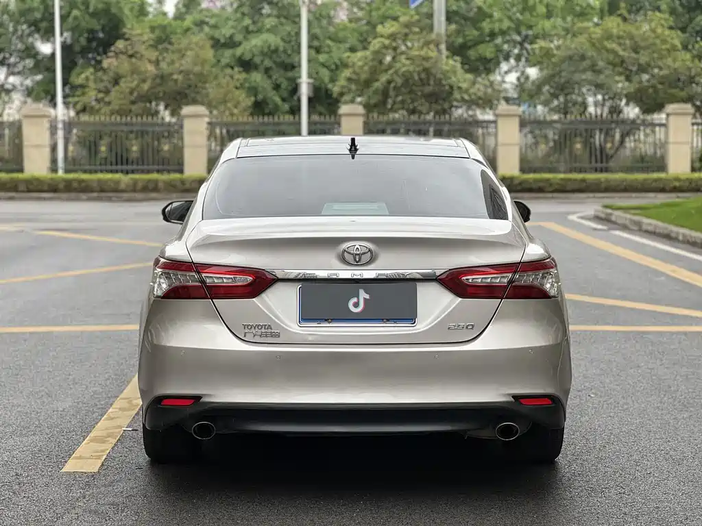 Camry 2018 2.5Q flagship version купить на сайте DeffCars