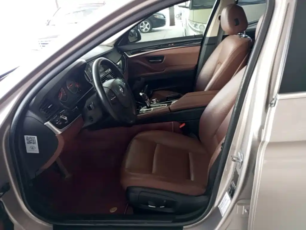 BMW 5 Series Imported 2015 520i Elegant купить на сайте DeffCars