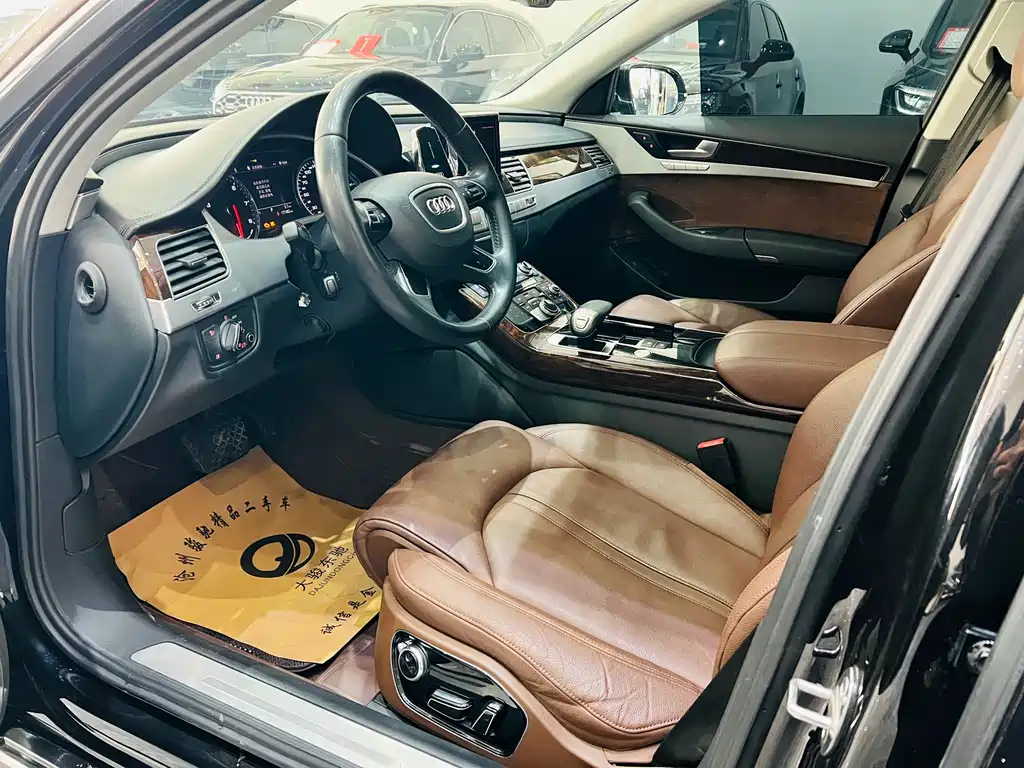 Audi A8 2014 A8L 45 TFSI quattro comfort type купить на сайте DeffCars