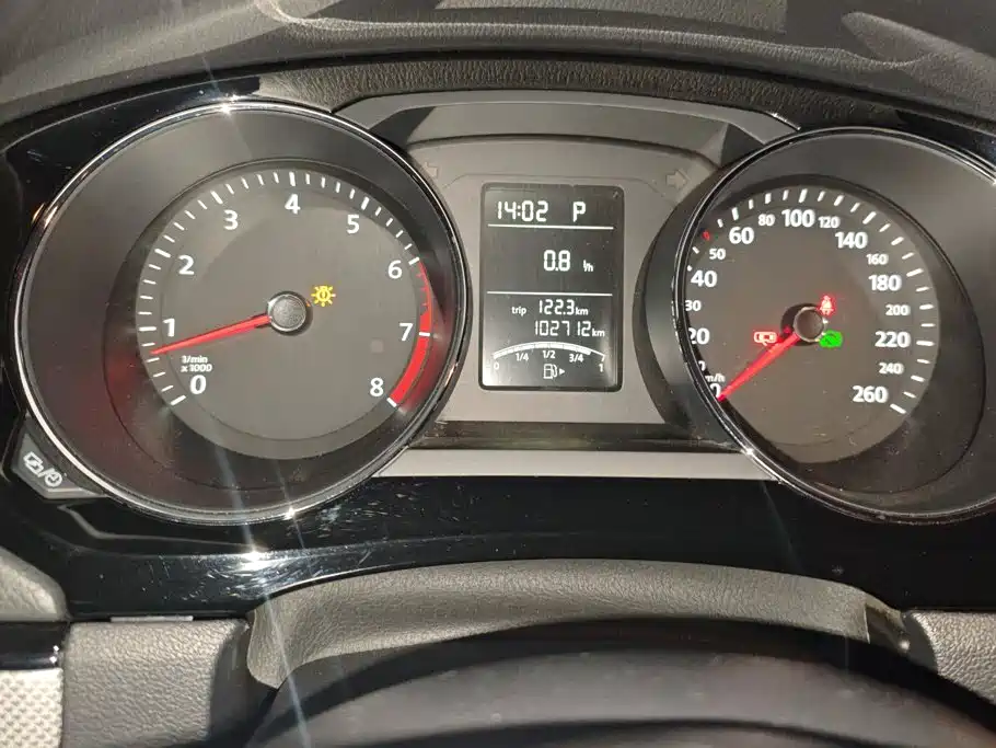 Sagitar 2015 1.6L automatic comfort model купить на сайте DeffCars