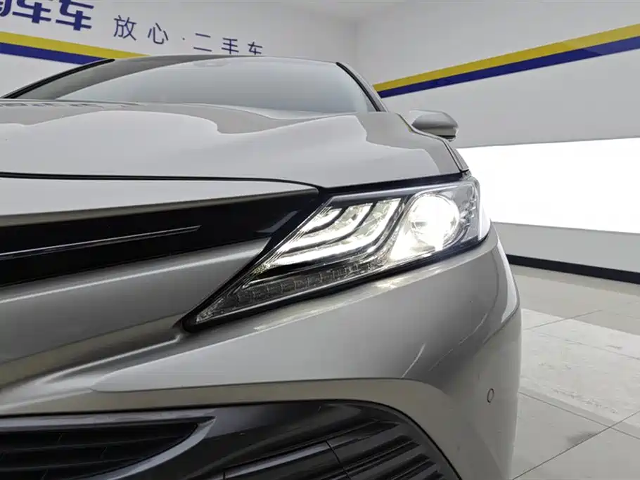 Camry 2019 2.0G Deluxe Edition National VI купить на сайте DeffCars