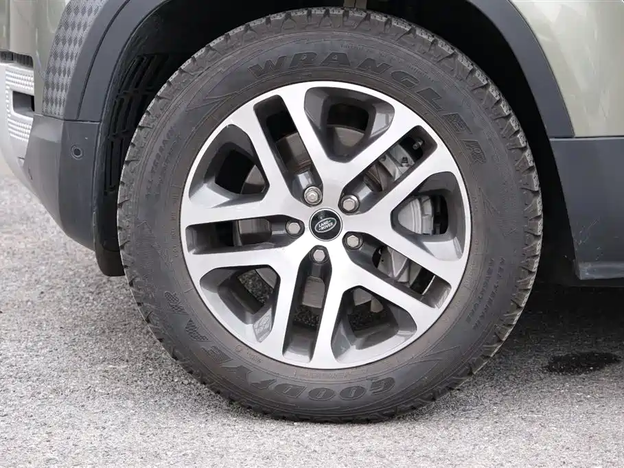 Land Rover Defender 2024 110 3.0T P400 Dark Special Edition купить на сайте DeffCars