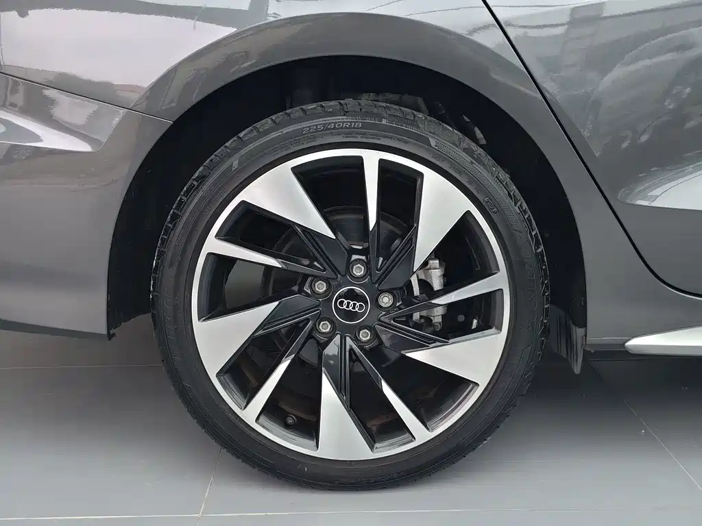Audi A3 2023 A3L Limousine 35 TFSI fashionable and sporty купить на сайте DeffCars