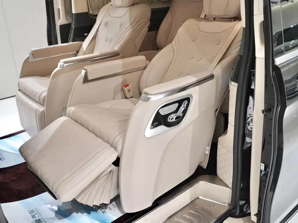Mercedes-Benz V-Class 2018 V 260 L Premium Extended Edition National VI купить на сайте DeffCars
