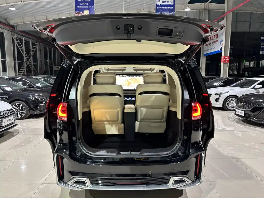Trumpchi M8 2021 Master Series 390T Four-Seater Honor Edition купить на сайте DeffCars