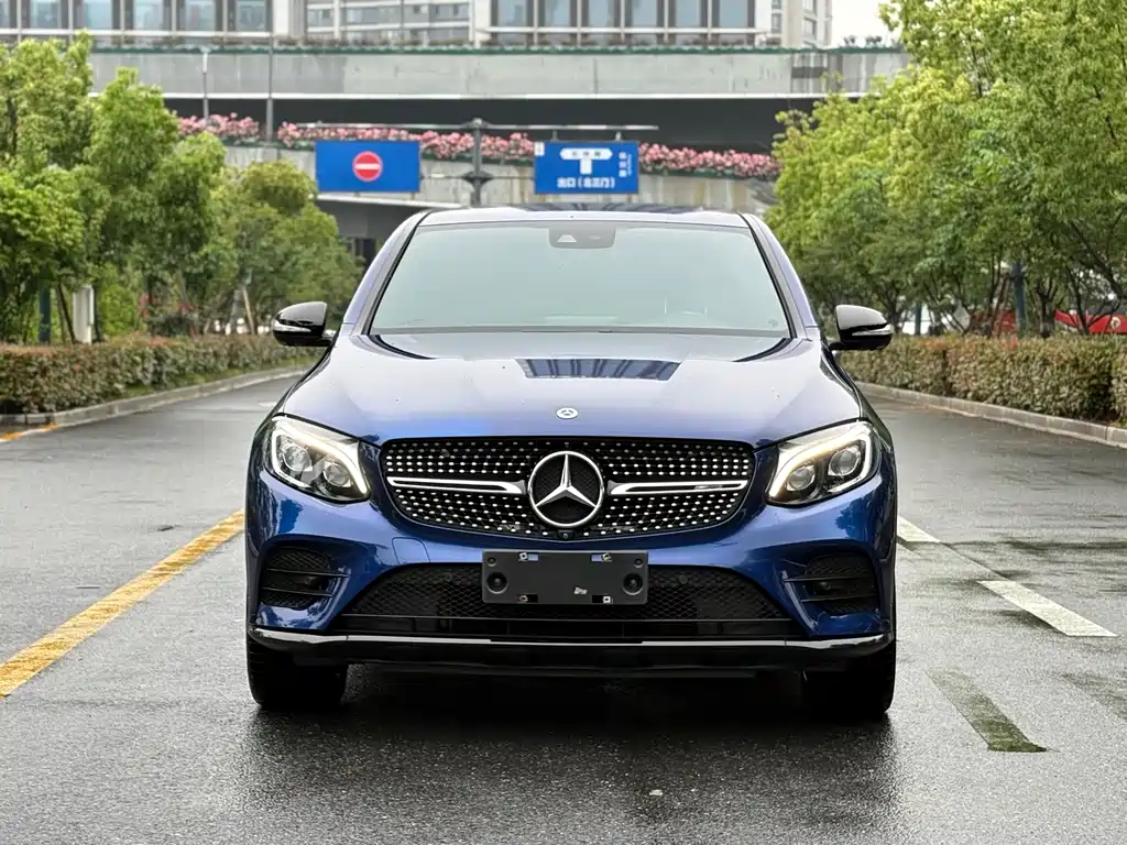 Mercedes-Benz GLC Coupe AMG 2017 AMG GLC 43 4MATIC Coupe SUV купить на сайте DeffCars