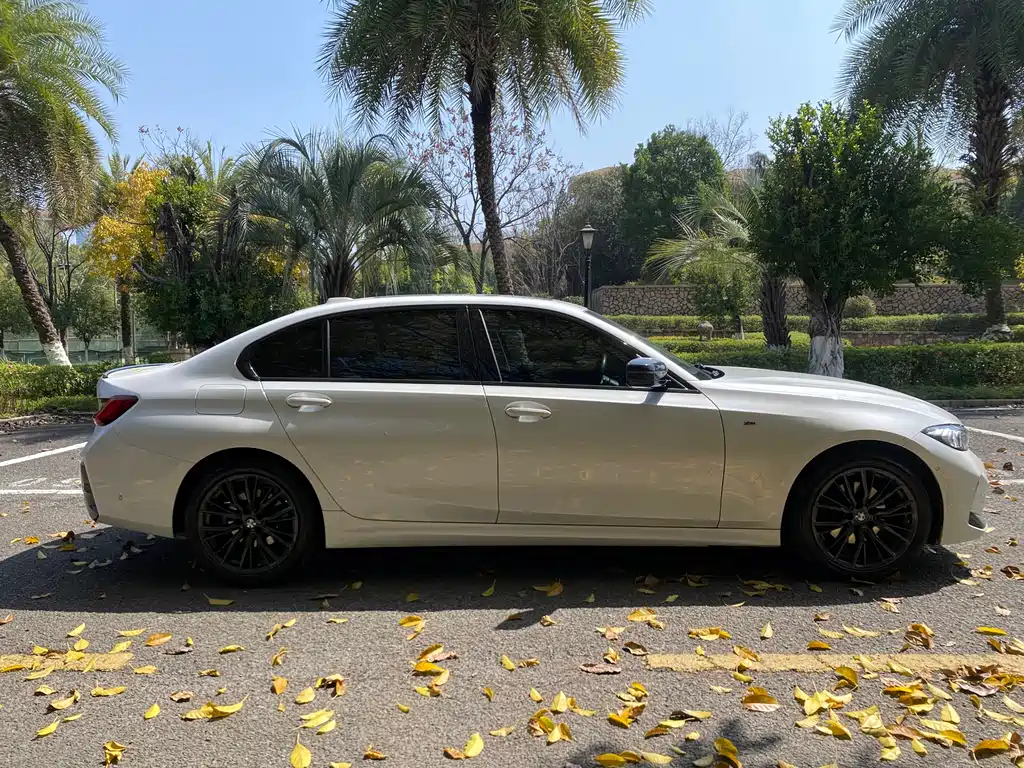 BMW 3 Series 2023 325Li M Sports Night Package купить на сайте DeffCars