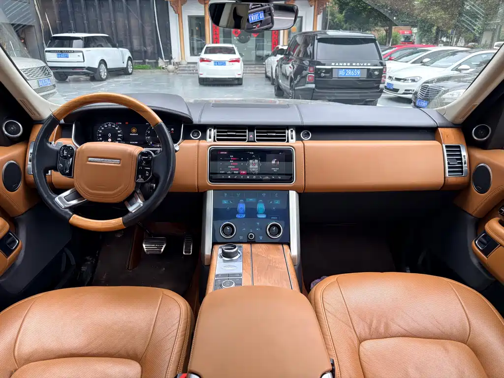 Range Rover 2020 3.0 L6 Honor Creation Extended Edition купить на сайте DeffCars