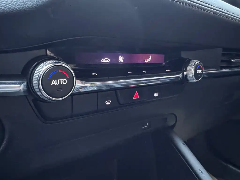 Mazda3 Angkesela 2022 2.0L automatic quality version купить на сайте DeffCars