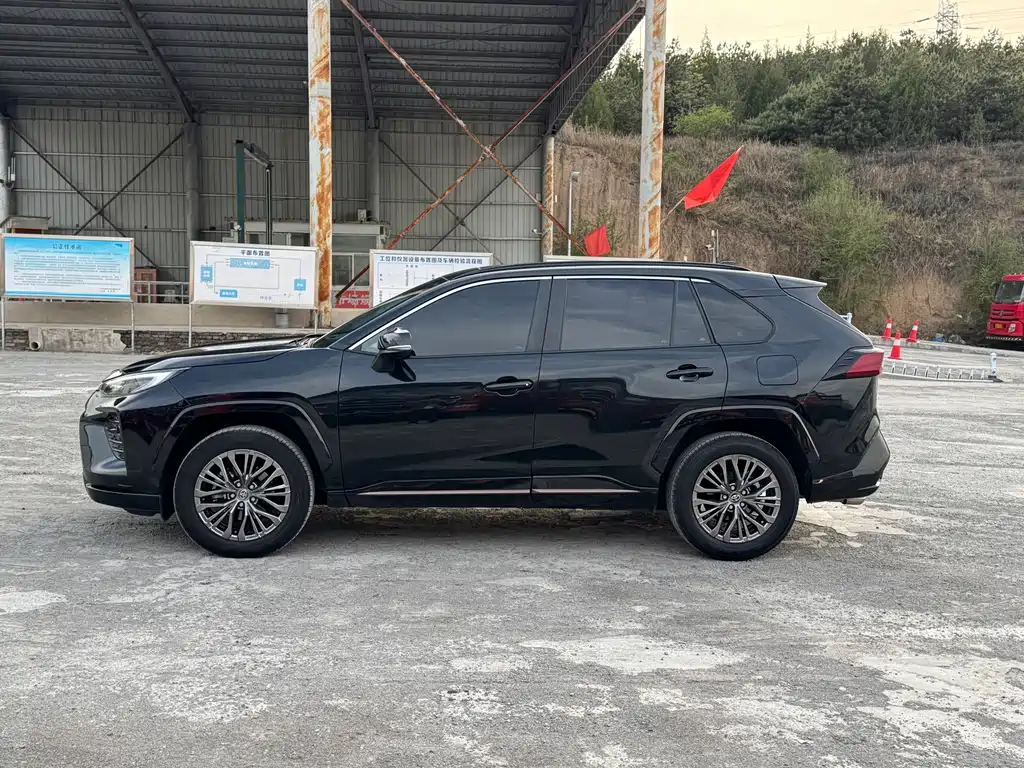 Wilanda 2024 2.0L CVT two-wheel drive luxury PLUS version купить на сайте DeffCars