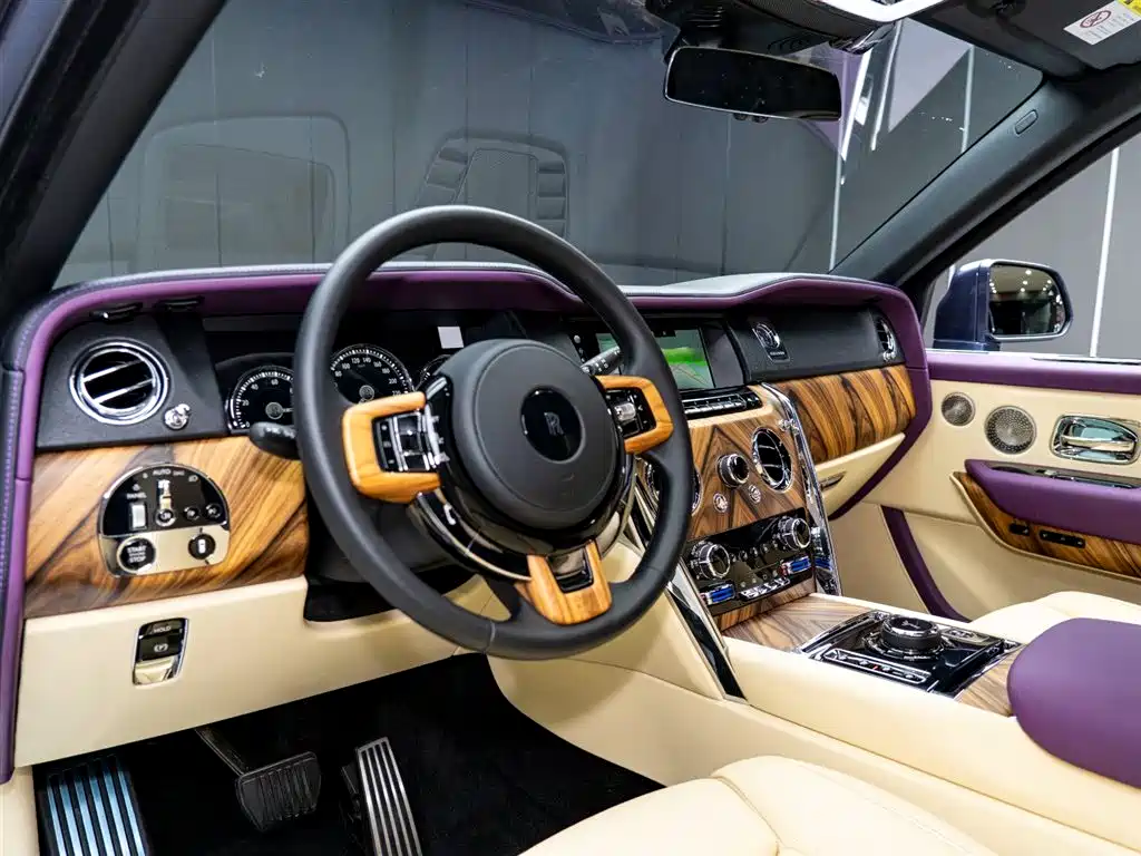 Cullinan 2018 four-seat version купить на сайте DeffCars
