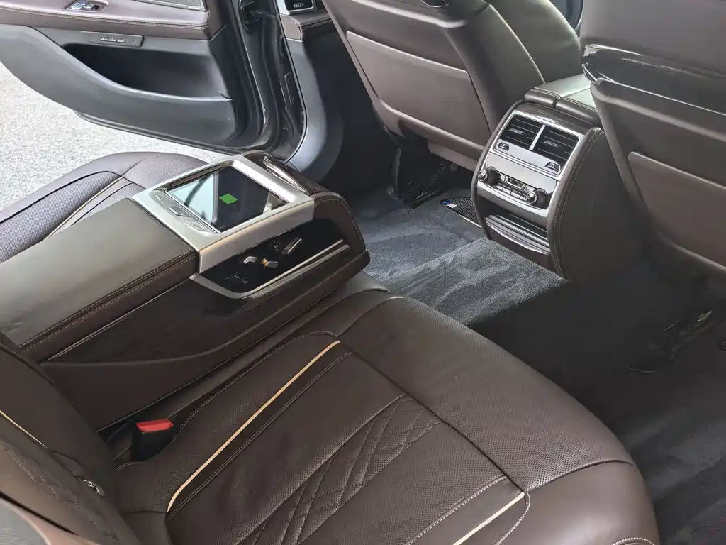 BMW 7 Series 2019 facelift 730Li luxury package купить на сайте DeffCars