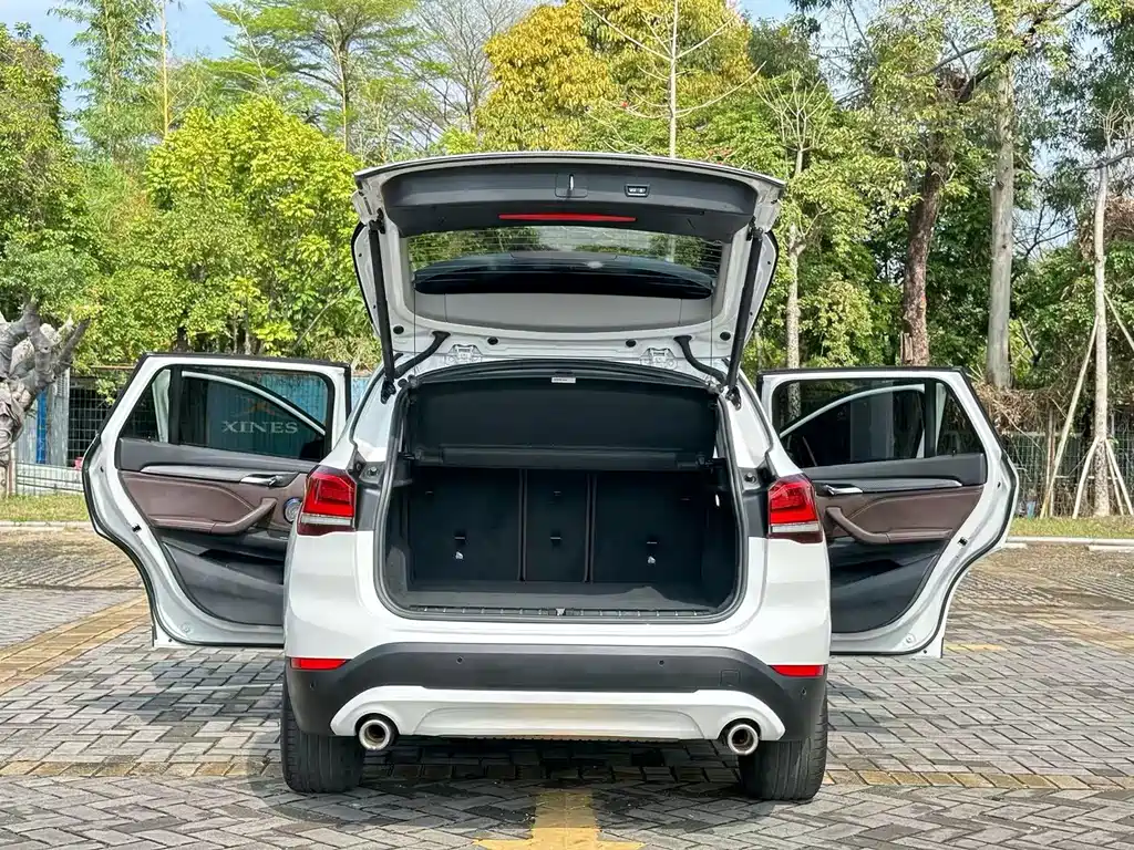 BMW X1 2021 facelift sDrive25Li leading model купить на сайте DeffCars