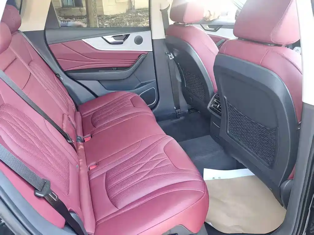 Hongqi HS5 2025 2.0T two-wheel drive Xuanying Edition купить на сайте DeffCars