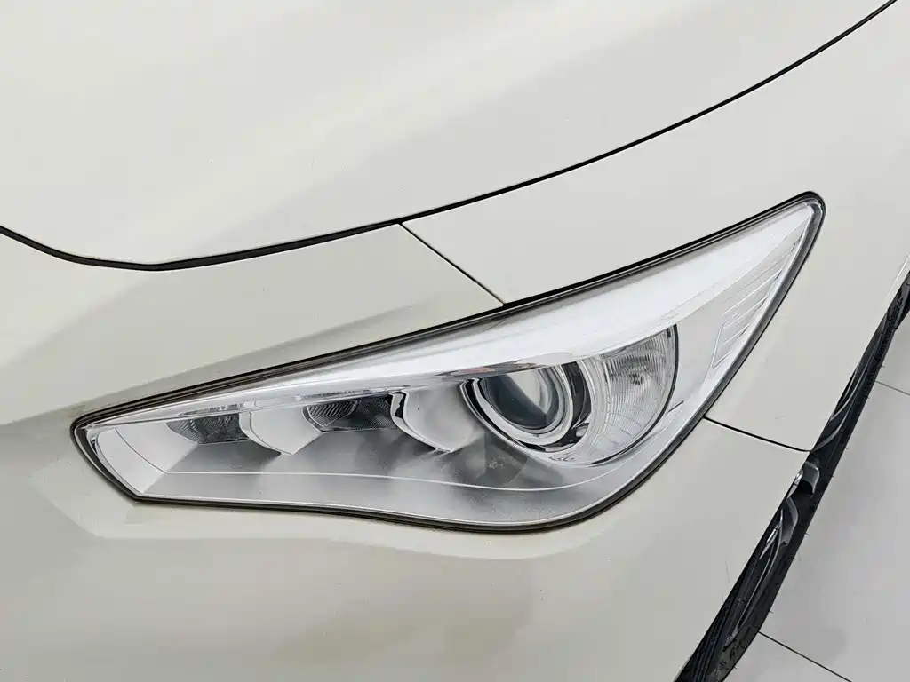 Infiniti Q50L 2018 2.0T Comfort Edition National VI купить на сайте DeffCars