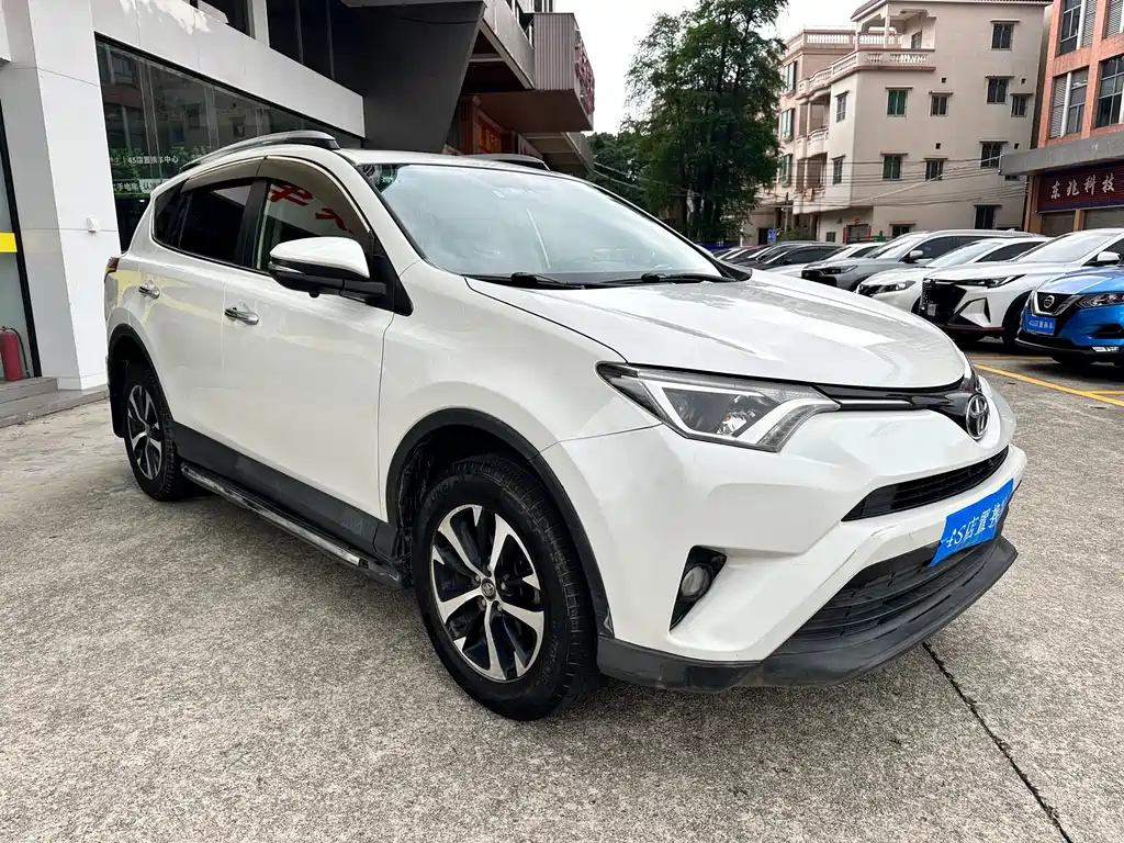 RAV4 Rongfang 2018 2.0L CVT two-wheel drive fashion X version купить на сайте DeffCars