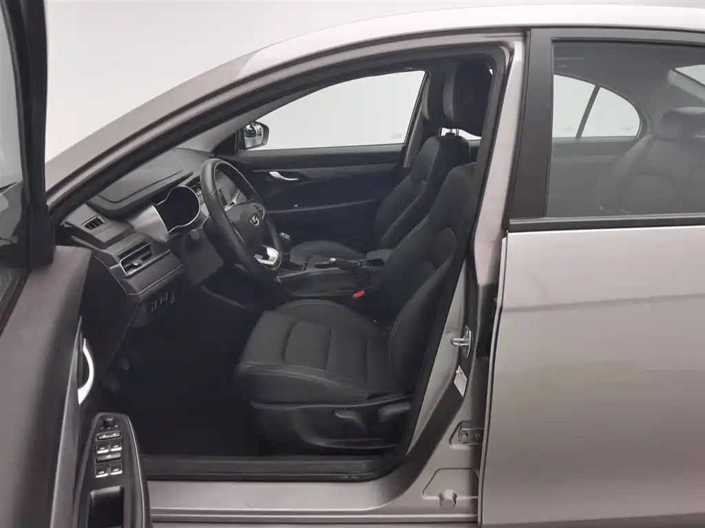 Emgrand 2021 UP 1.5L manual luxury model купить на сайте DeffCars