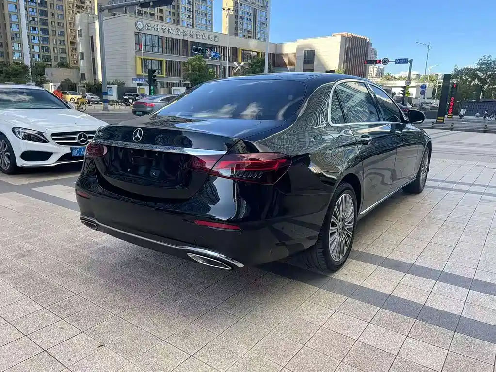 Mercedes-Benz E-Class 2023 E 300 L Luxury Model купить на сайте DeffCars