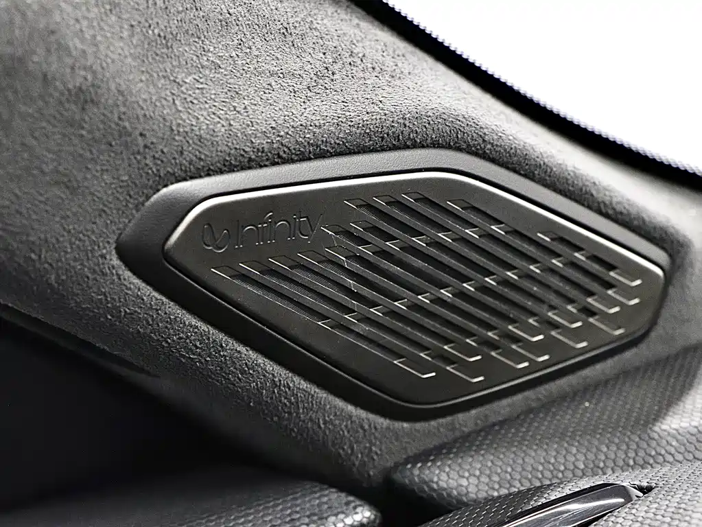 Lynk & Co 03 2025 model 03+ 2.0TD automatic performance advanced version купить на сайте DeffCars