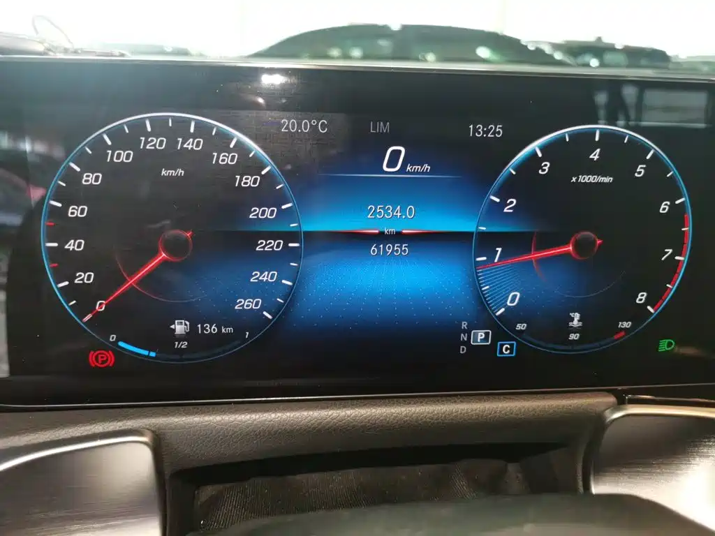 Mercedes-Benz GLB 2021 GLB 200 Dynamic купить на сайте DeffCars