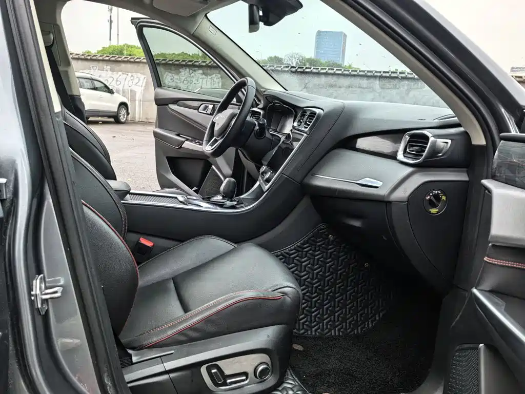 Lynk & Co 01 2019 2.0T 2WD Yao Pro Edition National VI купить на сайте DeffCars