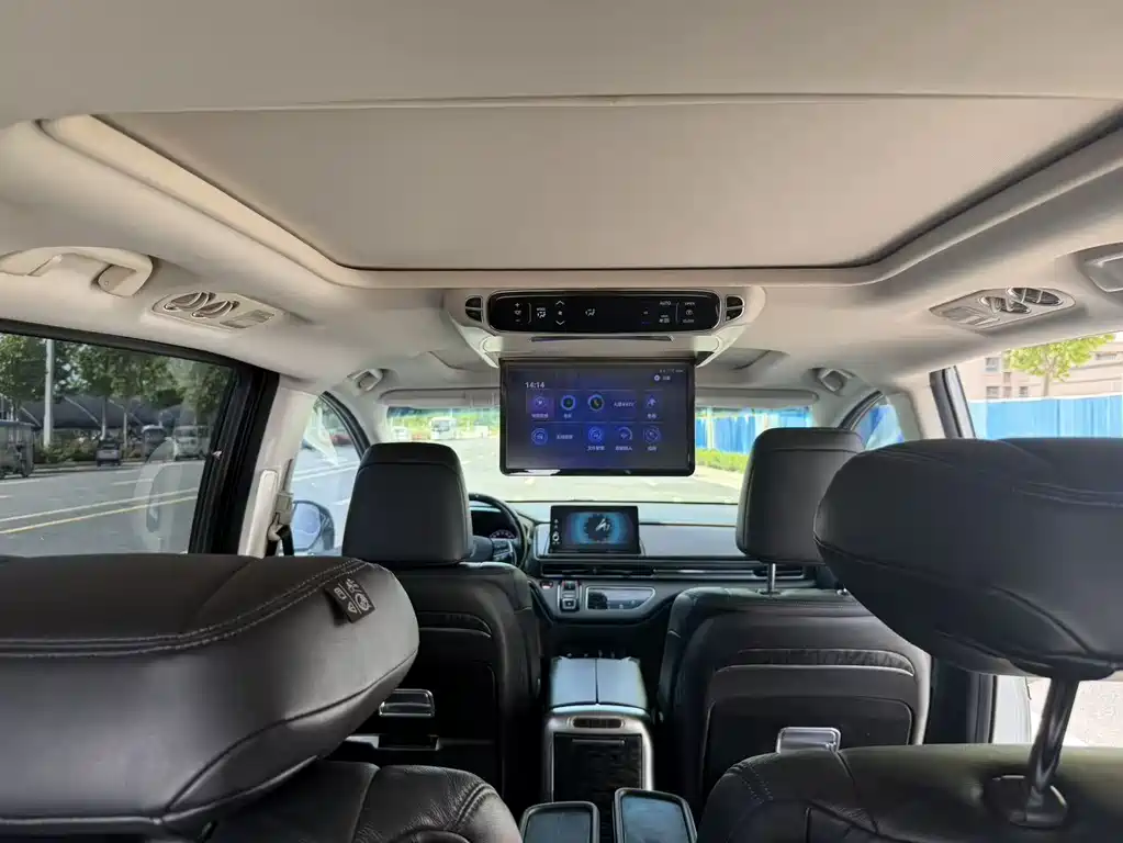 Alison 2022 2.0L e:HEV Deluxe Edition купить на сайте DeffCars